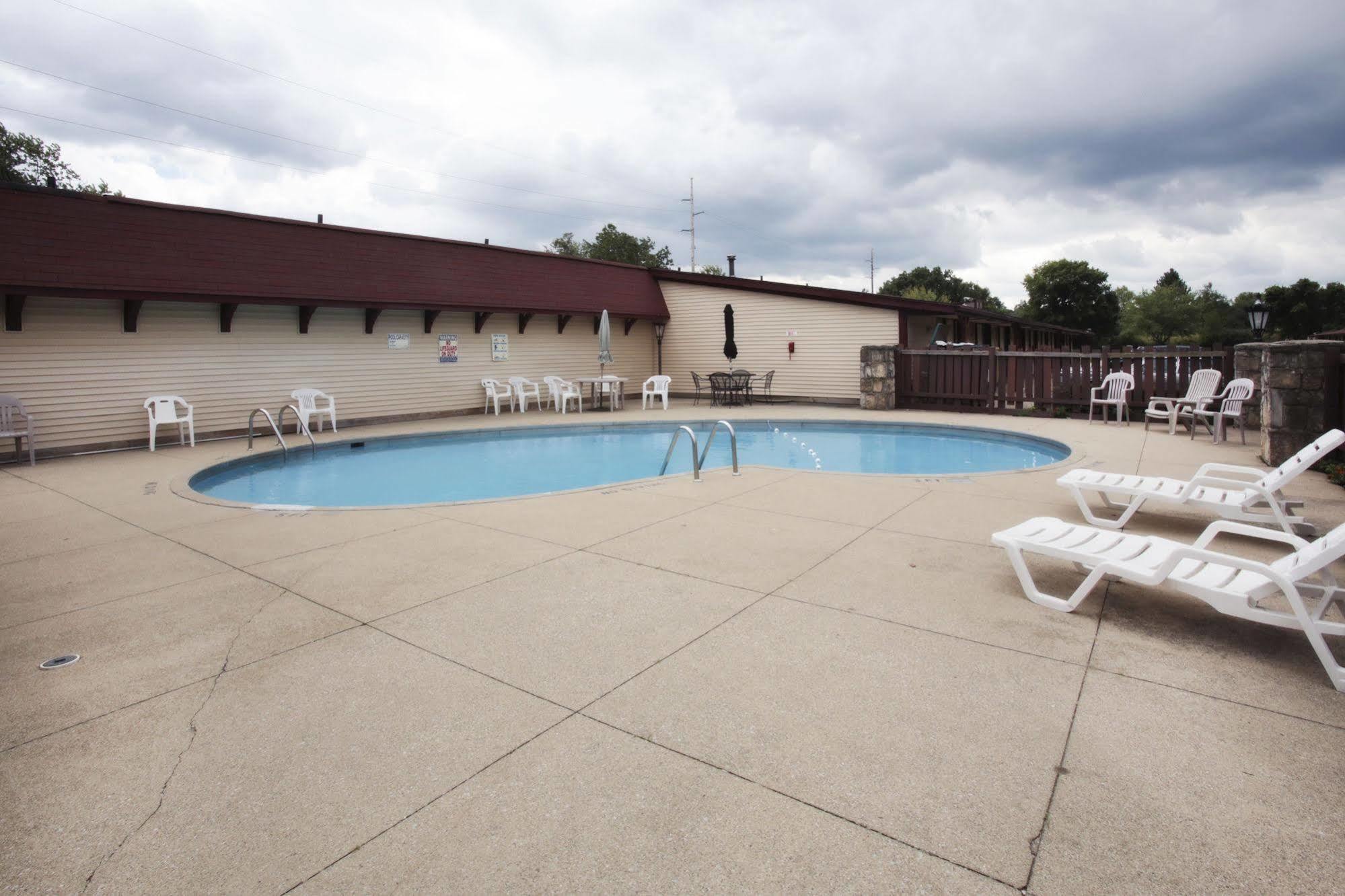 Knights Inn - Battle Creek Exterior photo